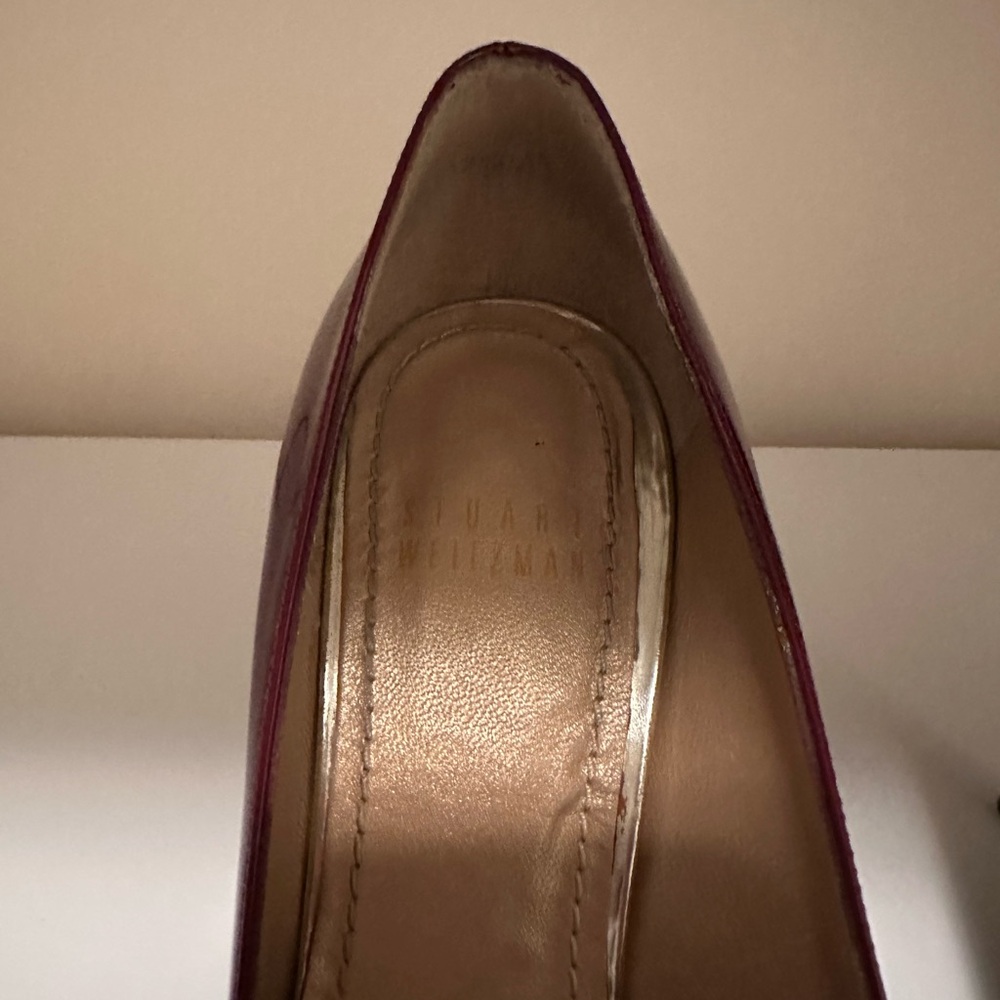 Stuart Weitzman Maroon Patent Platform Heels - Picture 7 of 9